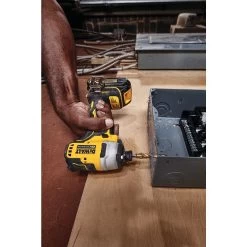 Dewalt ATOMIC 20V MAX Brushless Lithium-Ion 1/4 In. Cordless Impact Driver Kit With (2) 1.5 Ah Batteries - DCF809C2 -PowerPro Tools dewndcf809c2 d