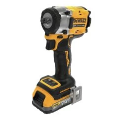 Dewalt 20V MAX Brushless Lithium-Ion 3/8 In. Cordless Compact Impact Wrench Kit (1.7 Ah) - DCF923E1 -PowerPro Tools dewndcf923e1 b