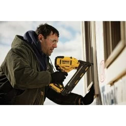Dewalt 20V MAX XR 15 Gauge 2-1/2 In. Angled Finish Nailer (Tool Only) - DCN650B -PowerPro Tools dewndcn650b i