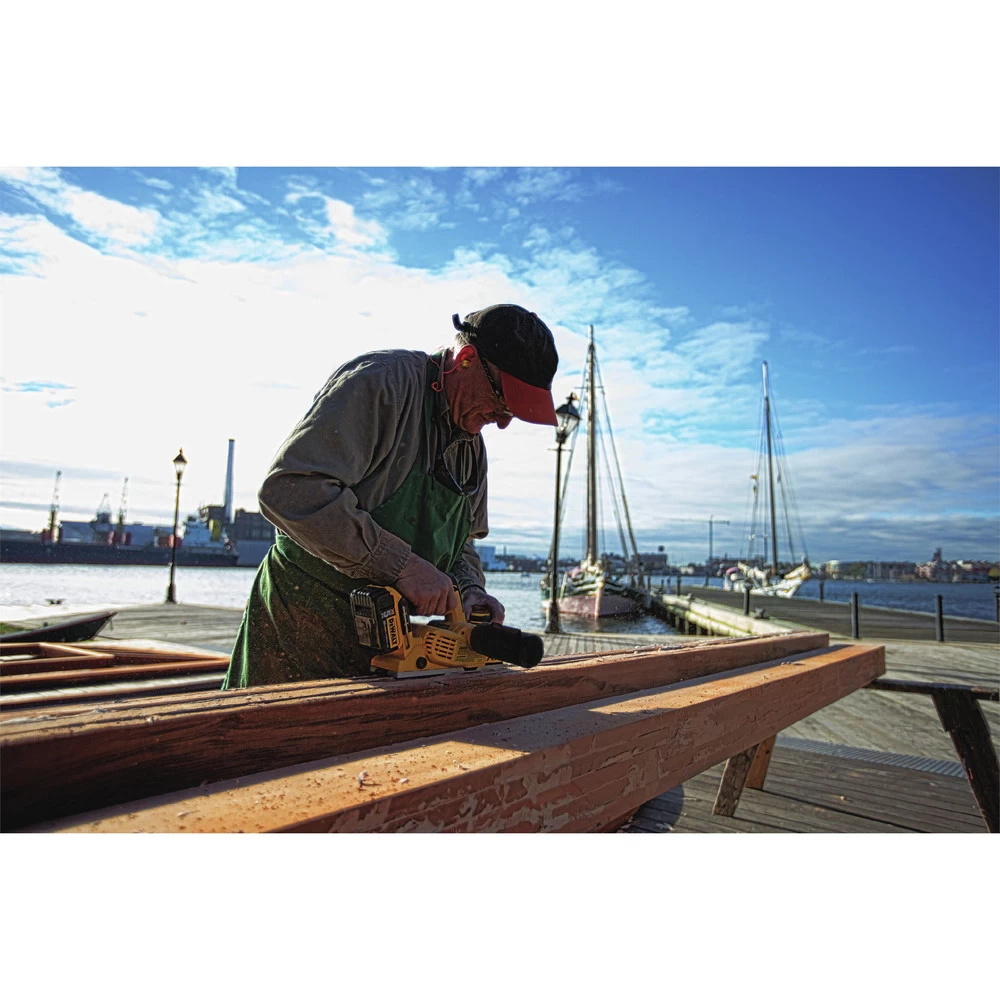 Dewalt 20V MAX XR Brushless Lithium-Ion 3-1/4 In. Cordless Planer (Tool Only) - DCP580B 8 Dewalt 20V MAX XR Brushless Lithium-Ion 3-1/4 In. Cordless Planer (Tool Only) - DCP580B - Image 6