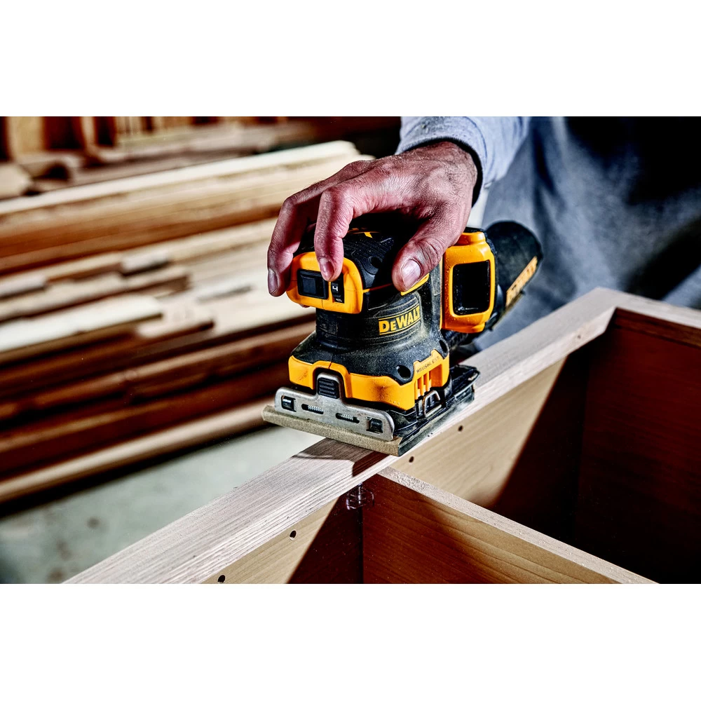 Dewalt 20V MAX XR Lithium-Ion Variable Speed 1/4 In. Sheet Cordless Sander Kit (2 Ah) - DCW200D1 10 Dewalt 20V MAX XR Lithium-Ion Variable Speed 1/4 In. Sheet Cordless Sander Kit (2 Ah) - DCW200D1 - Image 9