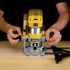 Dewalt 110V 7 Amp Variable Speed 1-1/4 HP Corded Compact Router With LED Combo Kit - DWP611PK -PowerPro Tools dewndwp611pk b