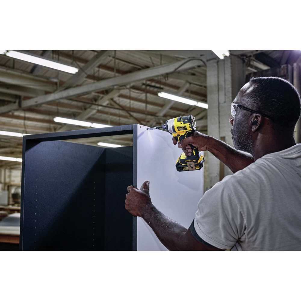 Factory Reconditioned Dewalt ATOMIC 20V MAX Brushless Lithium-Ion Compact 1/4 In. Cordless Impact Driver Kit (1.3 Ah) - DCF809C2R 10 Factory Reconditioned Dewalt ATOMIC 20V MAX Brushless Lithium-Ion Compact 1/4 In. Cordless Impact Driver Kit (1.3 Ah) - DCF809C2R - Image 8